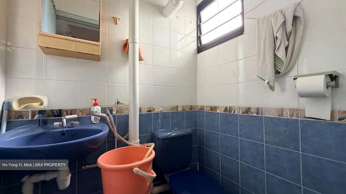 Blk 130 Yio Chu Kang Ville (Ang Mo Kio), HDB 4 Rooms #552497321